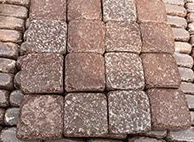 Брусчатка галтованная из лемизита, цвет-бордо, фото Купить Лемезит-брусчатка-галтованная, цвет-бордо в Видном